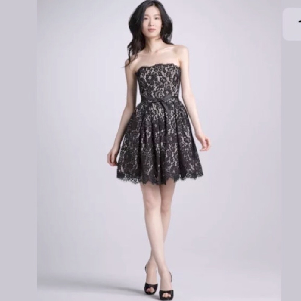 Classy strapless dress 4 & 8